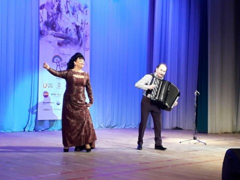 Выступают Назифа Кадырова и Гали Алтынбаев