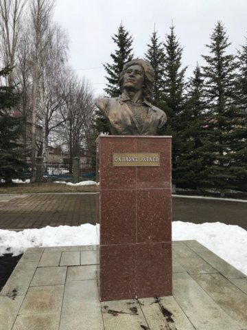 Художественный тур проекта №49 – творческая встреча с художниками в Салаватском районе!