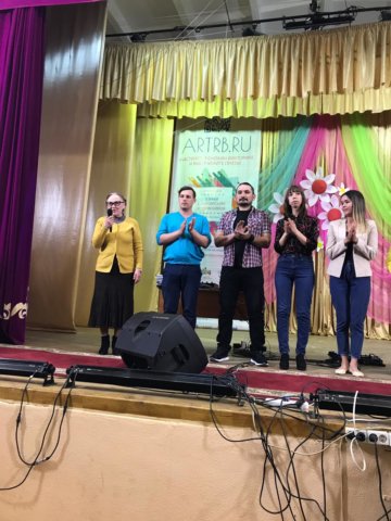 Художественный тур проекта №57 – творческая встреча с художниками в Калтасинском районе!