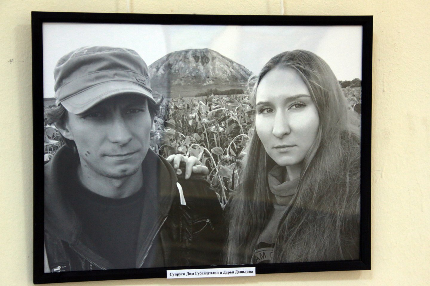 В галерее «Ижад» открылась выставка графики живописи молодых художников Дима Губайдуллина и Дарьи Данилиной