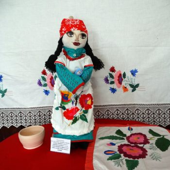 Кукла «Назира», Аниса Саттарова