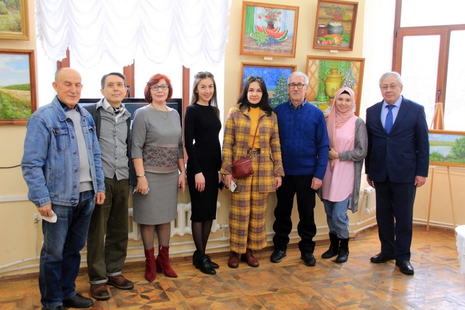 «Родина Рами Гарипова»: персональная выставка уфимского художника Мунира Абубакирова