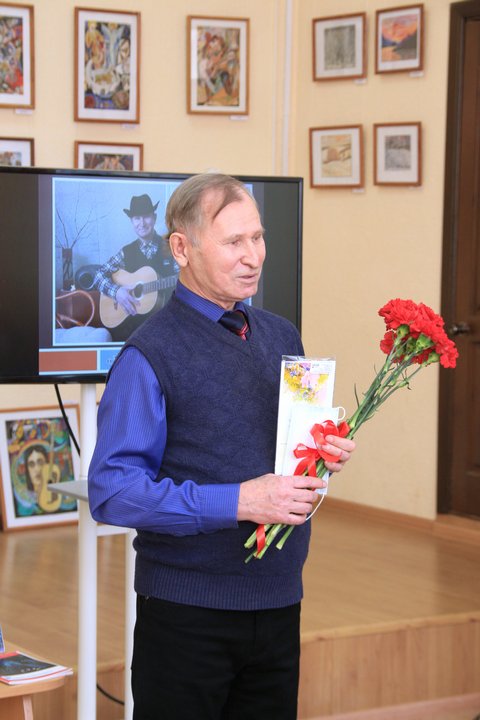 «Мир в котором я живу»: персональная выставка заслуженного работника культуры Башкортостана Михаила Егоровича Тимохина