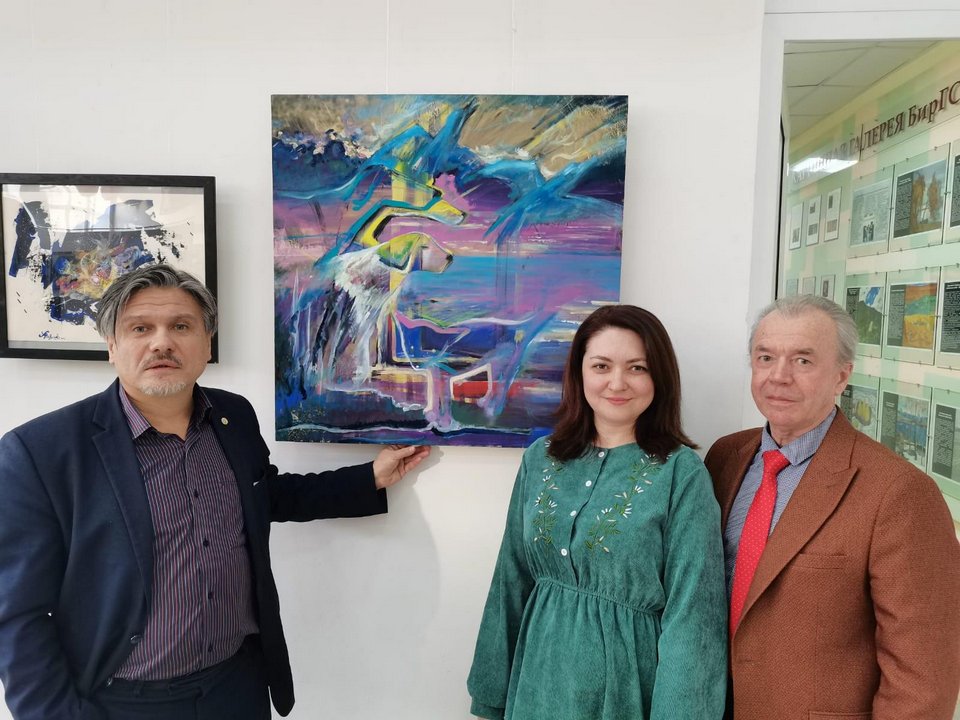 В Бирске открылась передвижная юбилейная отчетная выставка к 25–летию Творческого Союза художников Республики Башкортостан