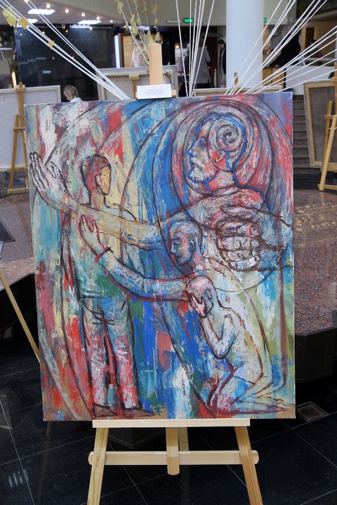 «Мир в глазах смотрящего»: персональная выставка работ художника Рушании Бадретдиновой в Республиканском музее Боевой Славы
