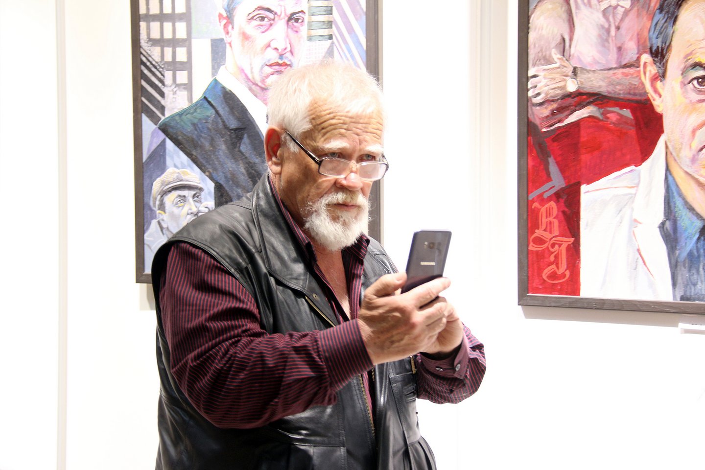 «Случайные встречи»: персональная выставка художника Ивана Федорова в Музее города Уфы