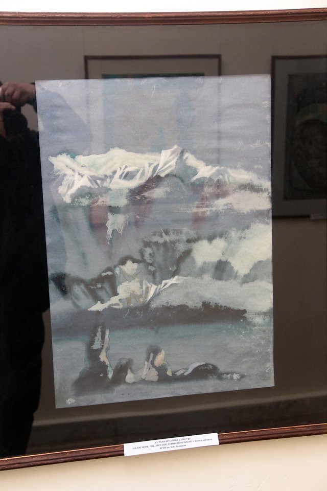 «На одном дыхании»: персональная выставка художника Лейсан Рахматуллиной в выставочном зале «Ижад»