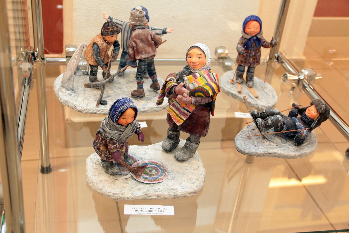 «Многоцветие традиций III»: открытие масштабной конкурсной художественной выставки в Уфимской художественной галерее