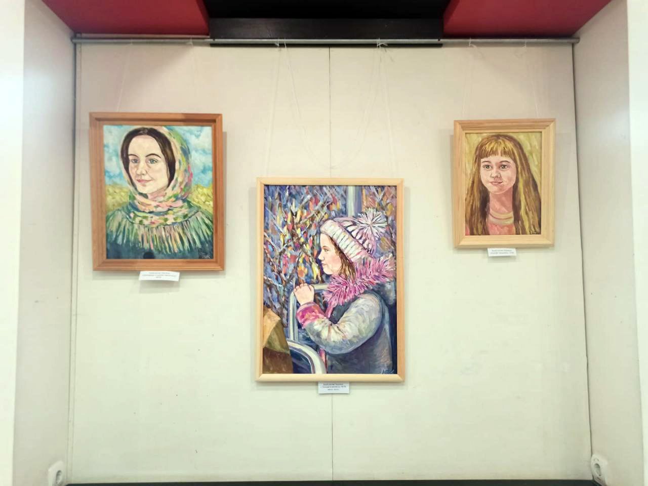 «Отражение души»: выставка работ художника Надежды Бикбулатовой в республиканском этноцентре «Урал»